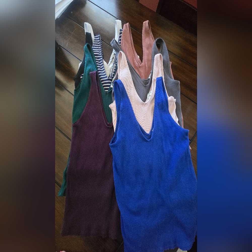 Lot of 9 Express Ribbed Tanks SIZE SMALL